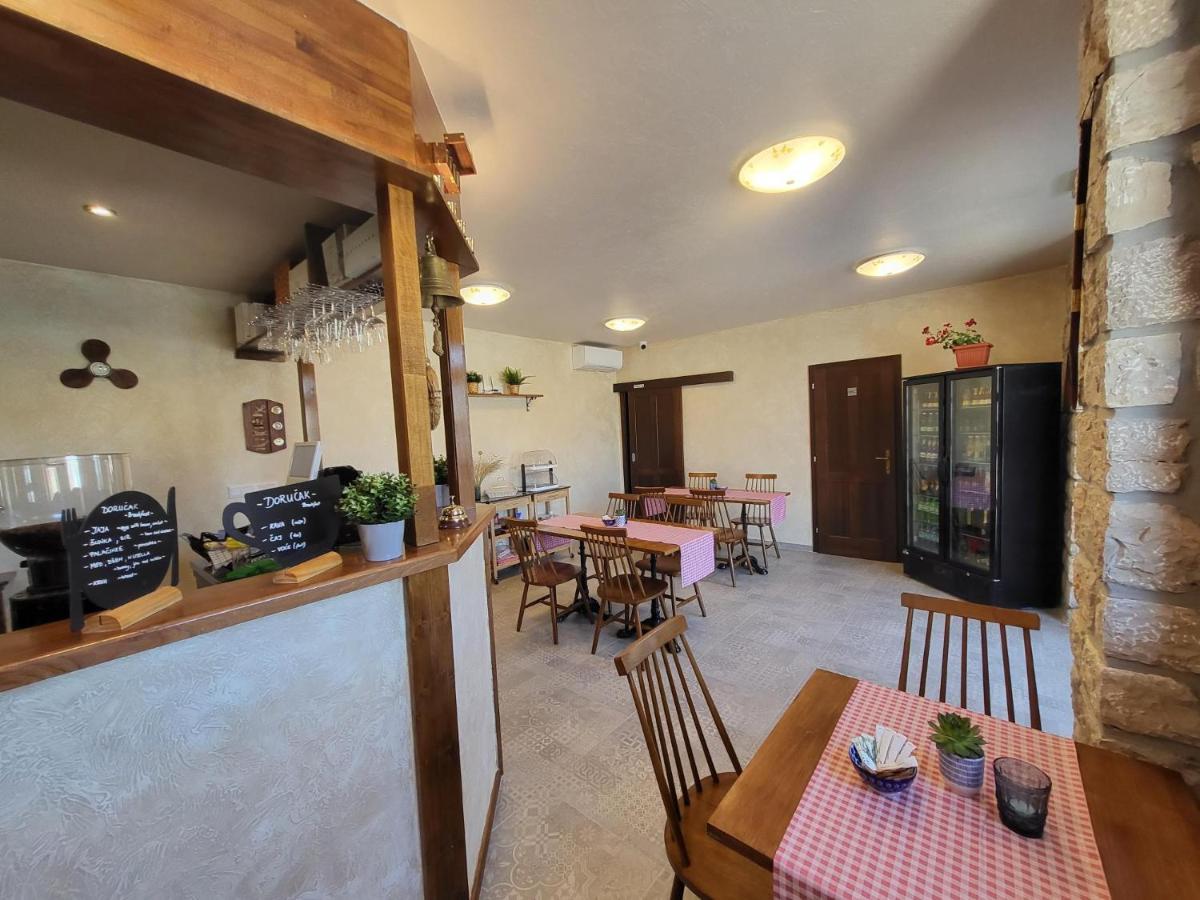Ancora Faros Apartment Stari Grad  Luaran gambar