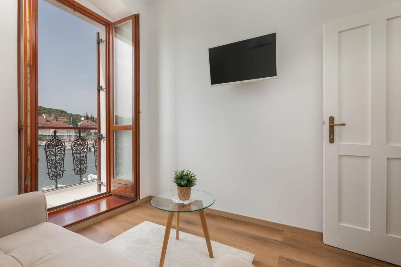 Ancora Faros Apartment Stari Grad  Luaran gambar
