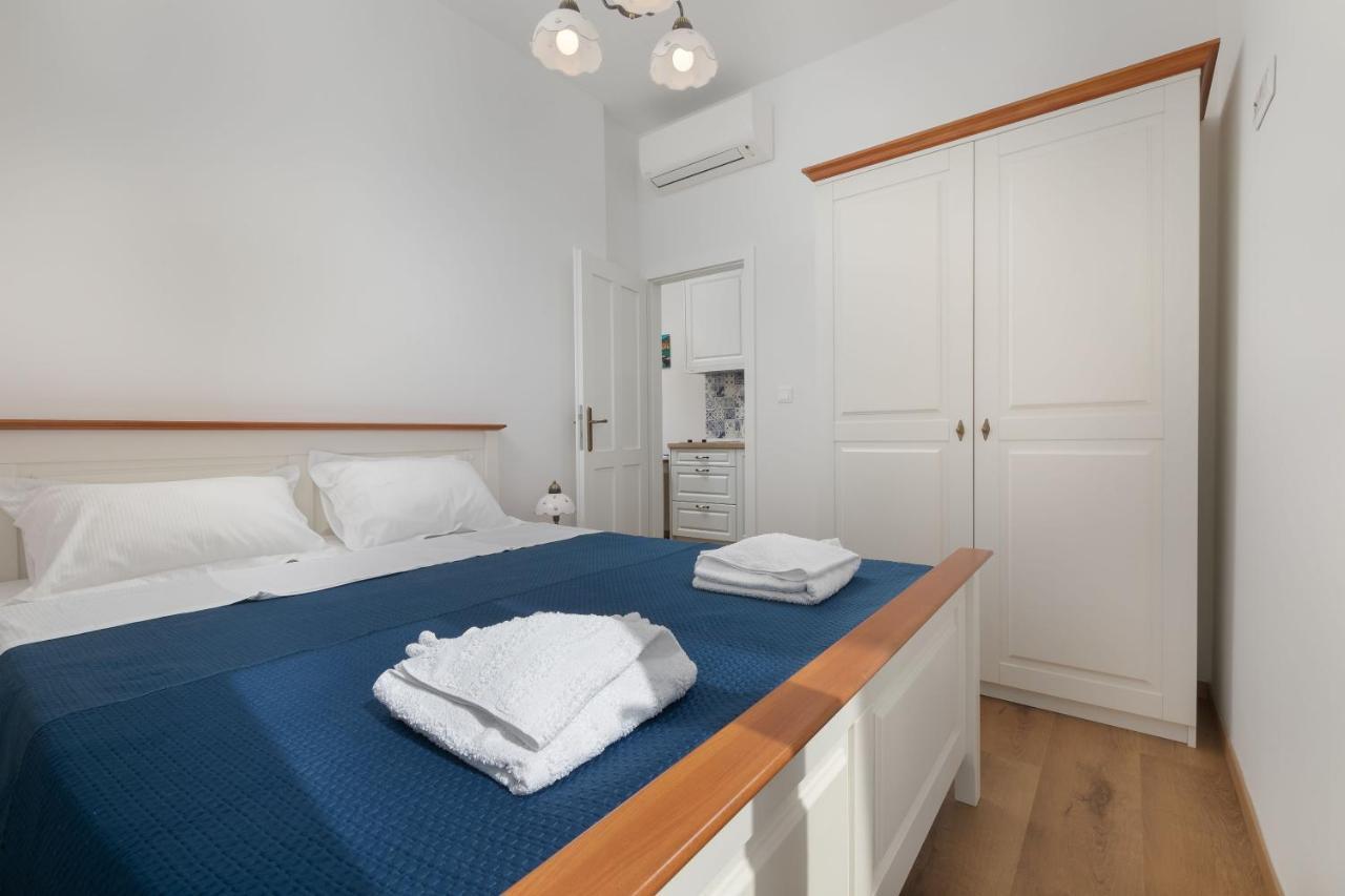 Ancora Faros Apartment Stari Grad  Luaran gambar
